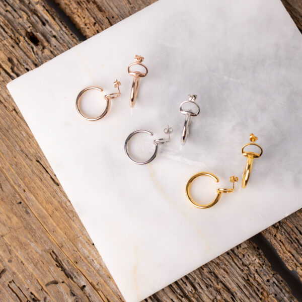 ΑΣΗΜΕΝΙΑ ΣΚΟΥΛΑΡΙΚΙΑ ΚΡΙΚΟΙ ΜΕ ΑΠΛΗ ΣΤΟΜΙΔΑ