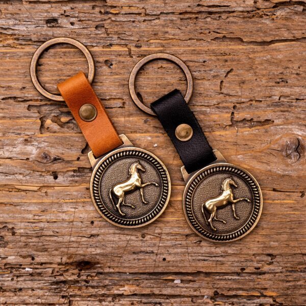 ΔΕΡΜΑΤΙΝΟ ΜΠΡΕΛΟΚ DRESSAGE HORSE