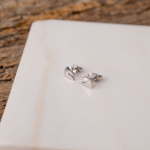 ΑΣΗΜΕΝΙΑ ΣΚΟΥΛΑΡΙΚΙΑ "MORGAN"